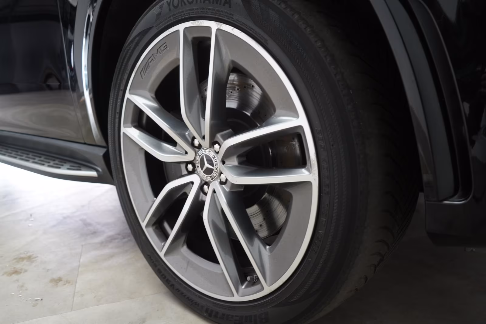 (B-329) Mercedes-Benz(Hybrid) GLE 350 de 4Matic AMG Leder/Burmester/Softclo - Image 28
