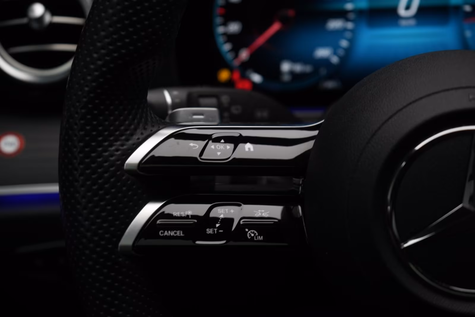 (B-198) Mercedes-Benz E 300 d 4Matic T 9G-Tronic AMG Distronic/Kamera/ - Image 22