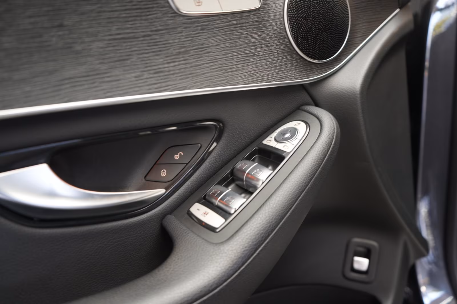 (B-785) Mercedes-Benz GLC 220 d 4Matic 9G-Tronic Navi/Temp/LED/Car - Image 16