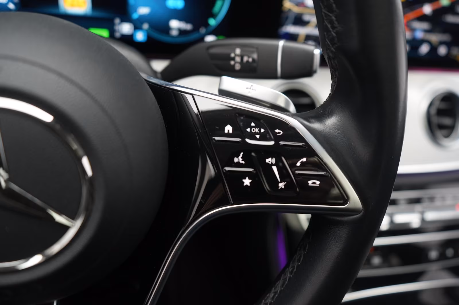 (B-360) Mercedes-Benz(Hybrid) E 300 e T 9G-Tronic Avantgarde Temp/Kamera/Pa - Image 14