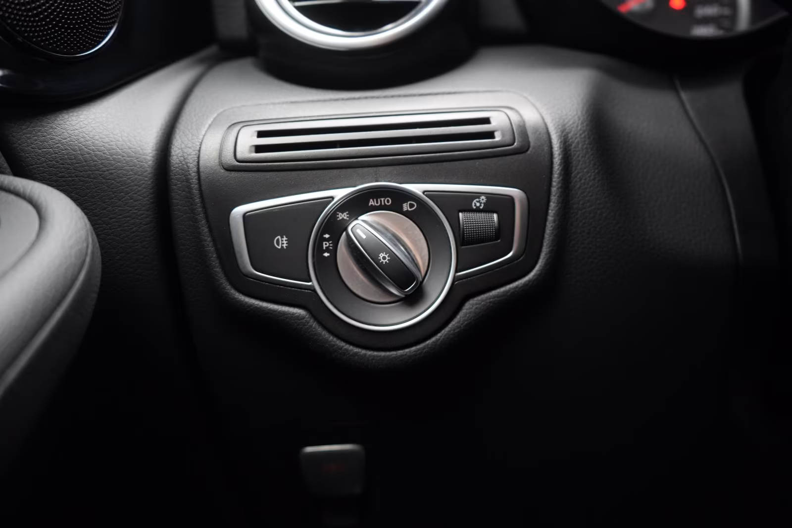 (B-212) Mercedes-Benz GLC 220 d 4Matic 9G-Tronic CarPlay/Temp/Kamer - Image 11