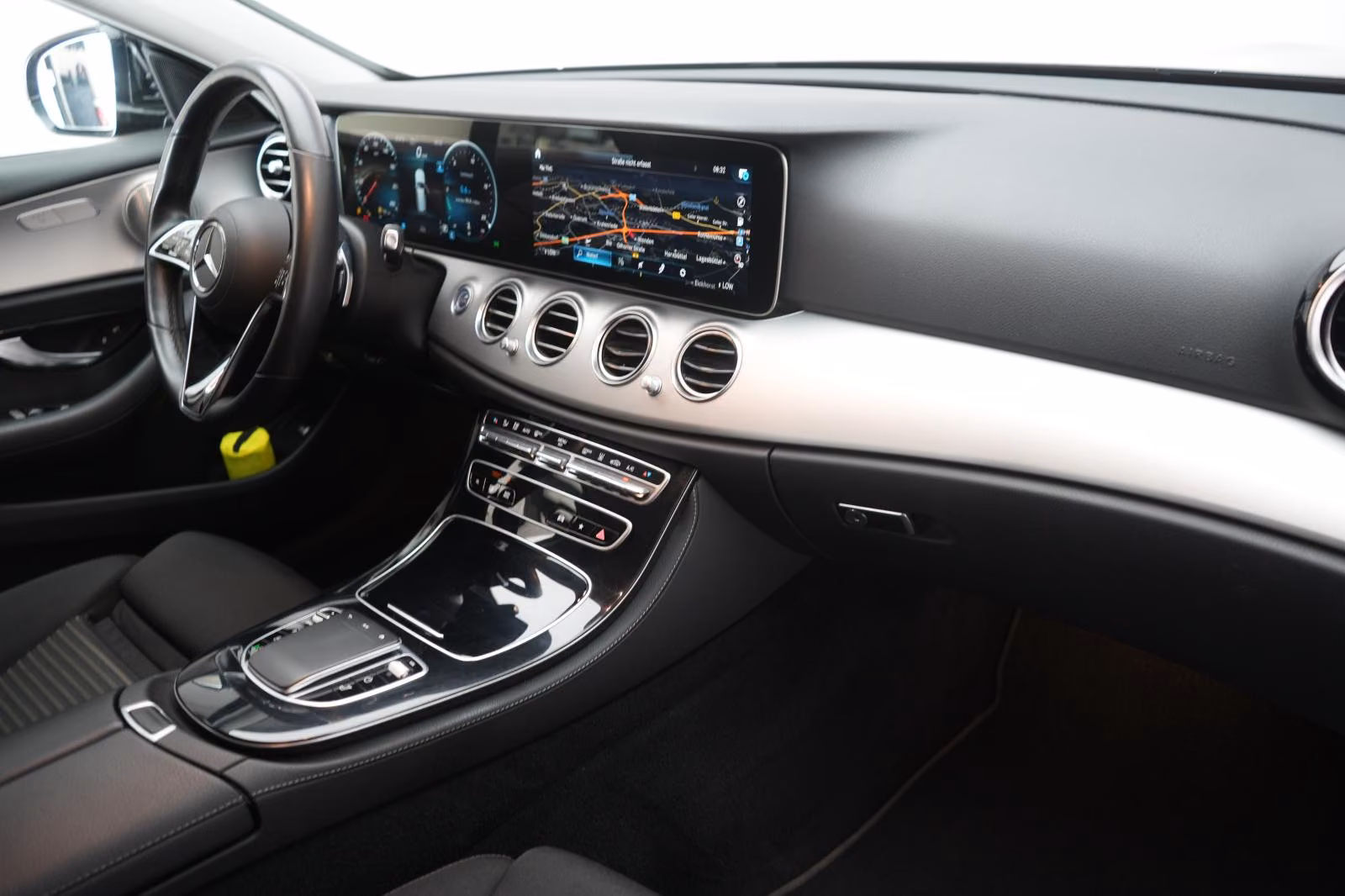 (B-250) Mercedes-Benz E 220 d 4Matic T 9G-Tronic Distronic/Kamera/Burm - Image 10