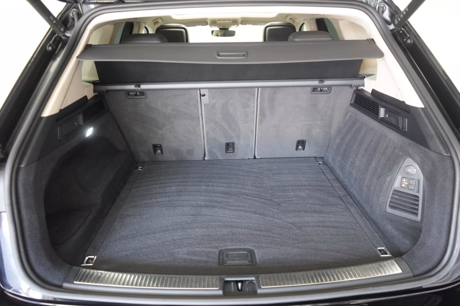(B-409) Volkswagen Touareg 3.0 V6 TDI 4Motion Atmosphere Leder/ACC/ - Image 26