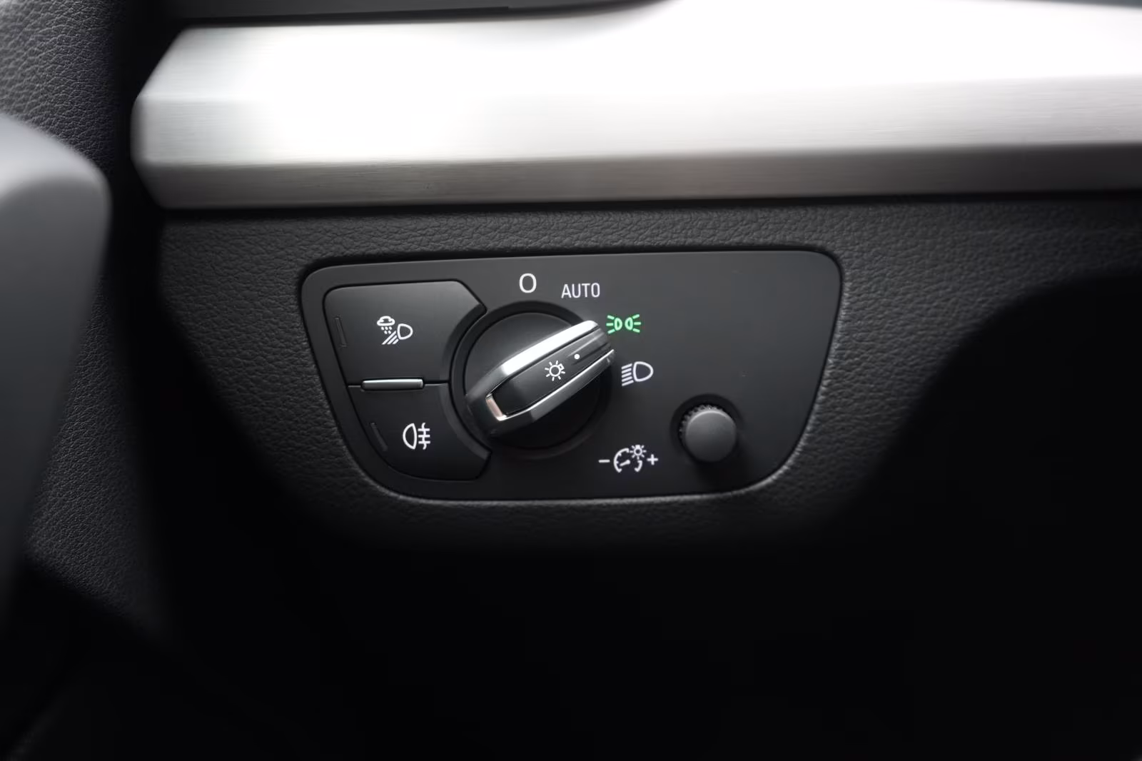 (B-612) Audi Q5(Hybrid) 55 TFSIe quattro S tronic S line ACC/Ka - Image 15