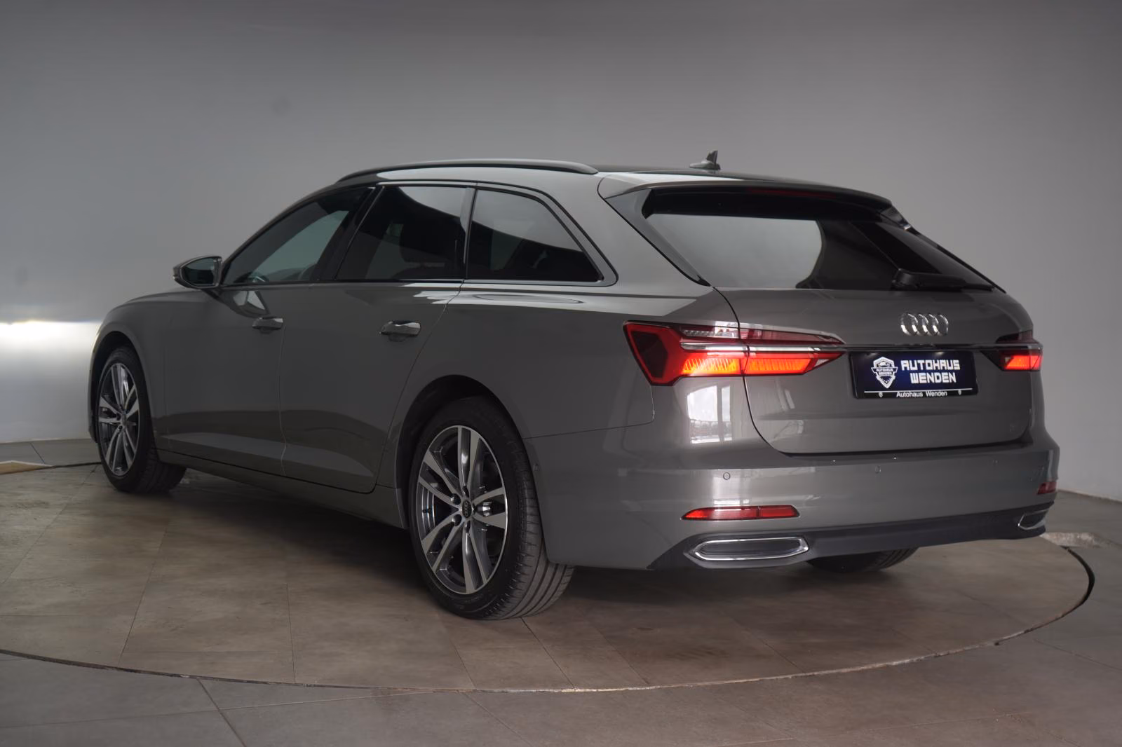 (B-499) Audi A6 Avant 40 TDI S tronic Navi/LED/Lane - Image 4