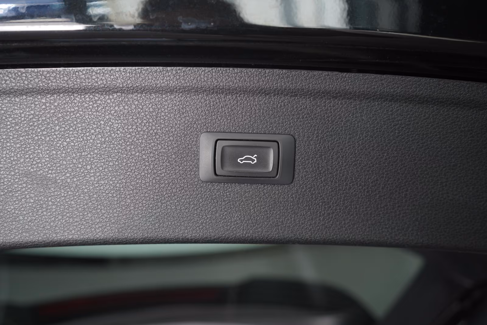 (B-123) Audi Q5 40 TDI quattro S-Line Temp/Kamera/AHK/Massage - Image 28