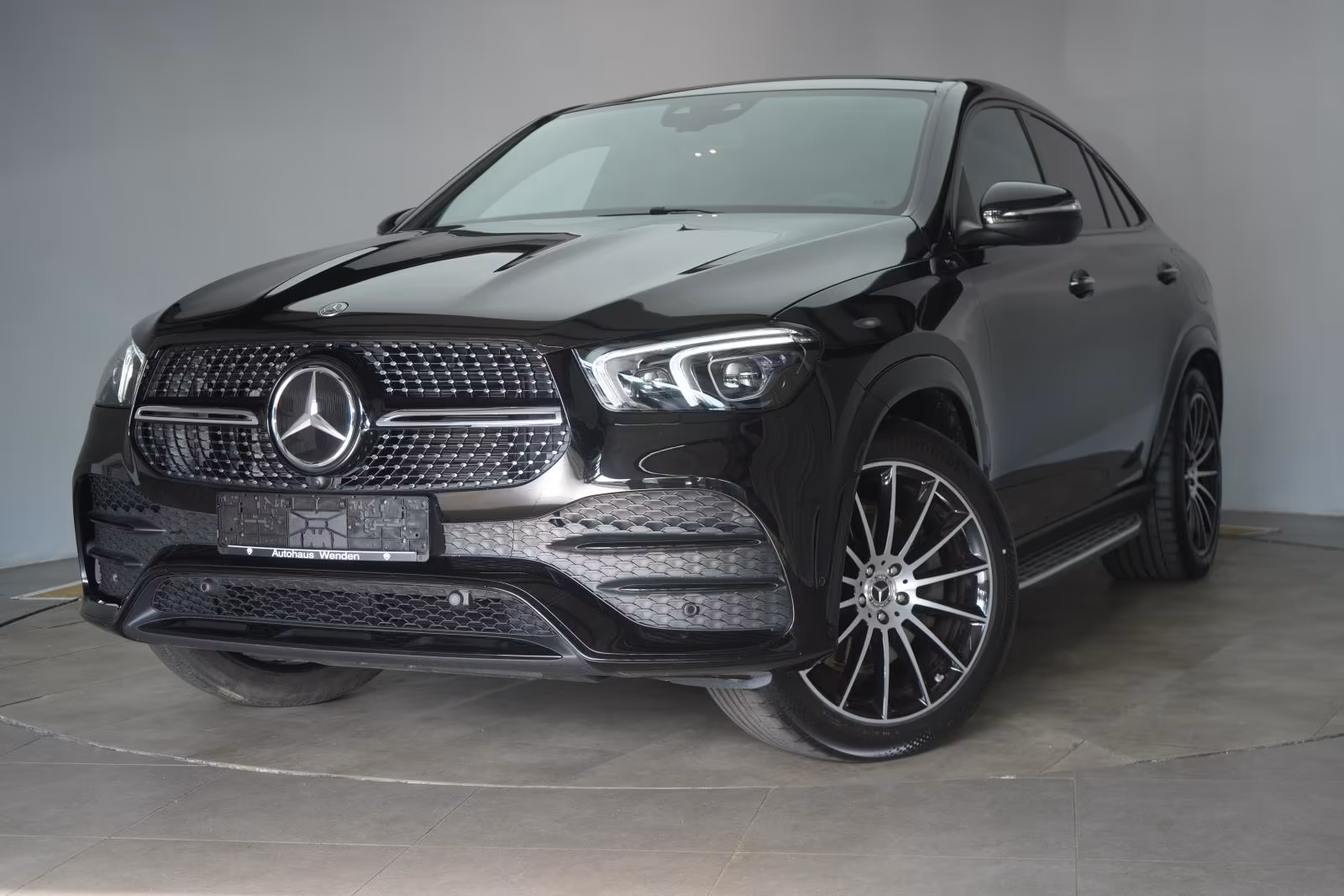 (B-741) Mercedes-Benz(Hybrid) GLE 350 de 4Matic 9G-Tronic AMG Leder/Distroni - Image 3