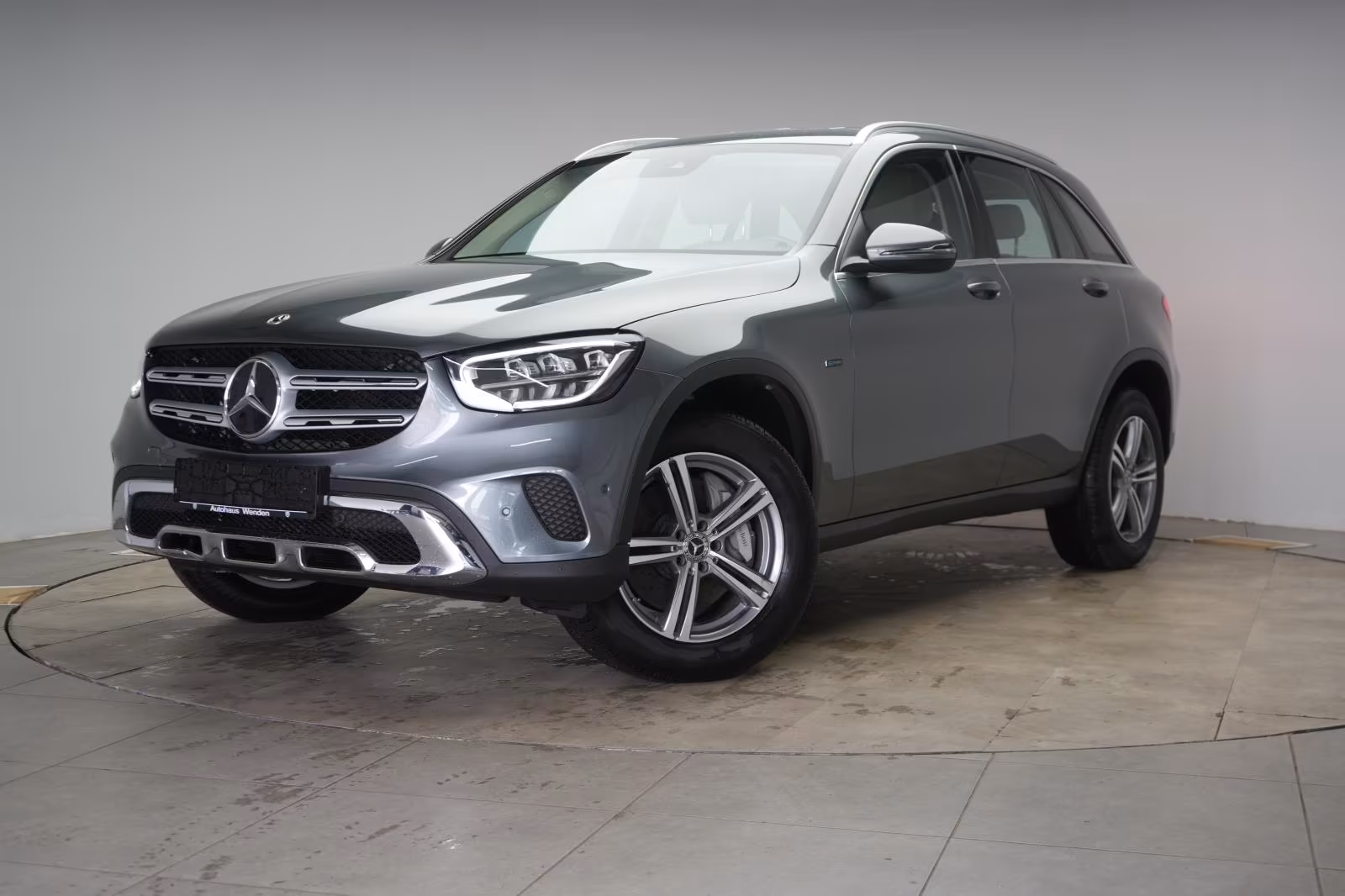 (B-265) Mercedes-Benz(Hybrid) GLC 300 de 4Matic 9G-Tronic Leder/Temp/Kamer - Image 3