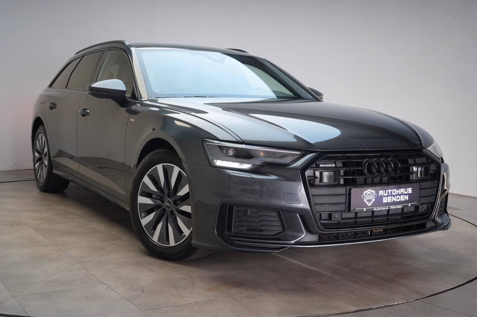 (B-747) Audi A6 Avant 40 TDI quattro S line Kamera/Alcantara - Image 1