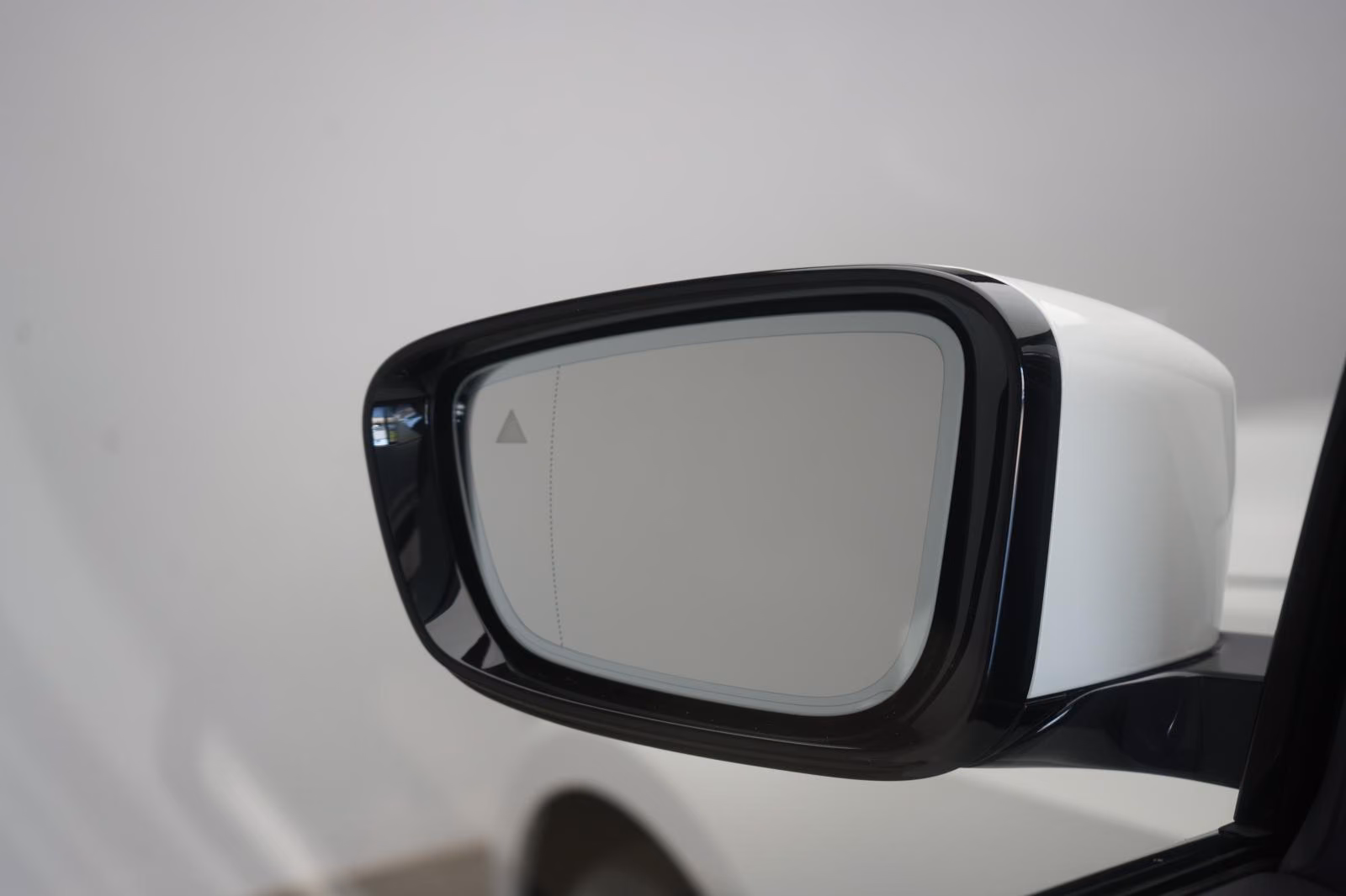 (B-320) BMW(Hybrid) 320 e Touring M Sport ACC/Kamera/H&K/Wide/Lane/S - Image 21