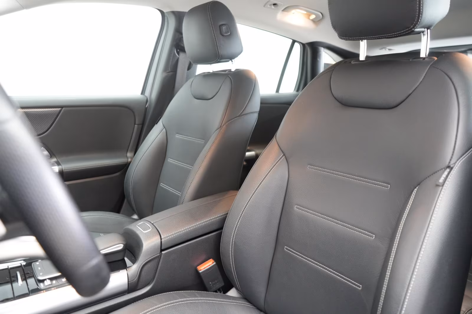 (B-336) Mercedes-Benz GLA 220 d 8G-DCT AMG Line Leder/Temp/Kame - Image 7