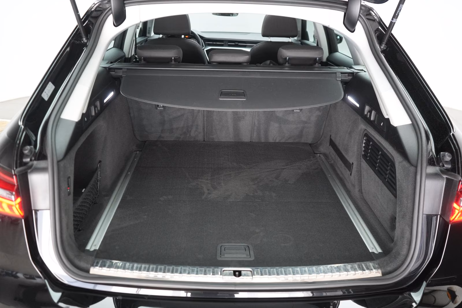(B-127) Audi A6 40 TDI S tronic Temp/Kamera/Virtual/AHK/Pano/ - Image 22