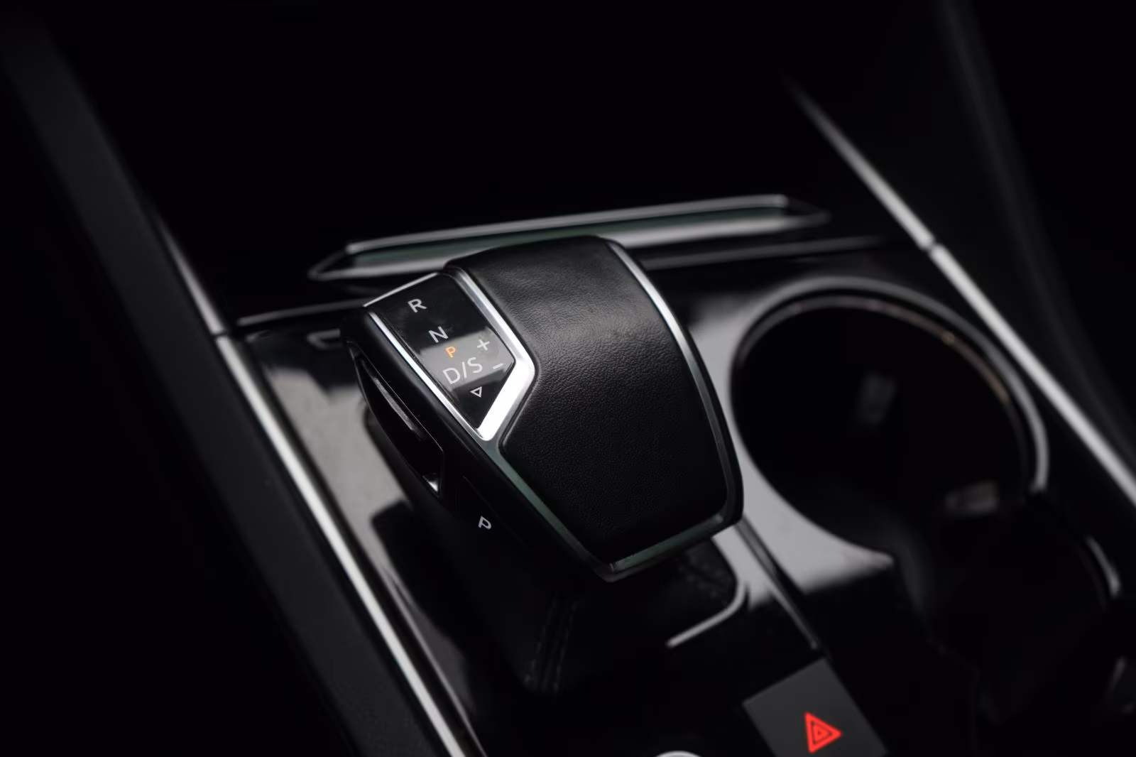 (B-440) Volkswagen Touareg 3.0 V6 TDI 4Motion R line Leder/ACC/Kamera - Image 16