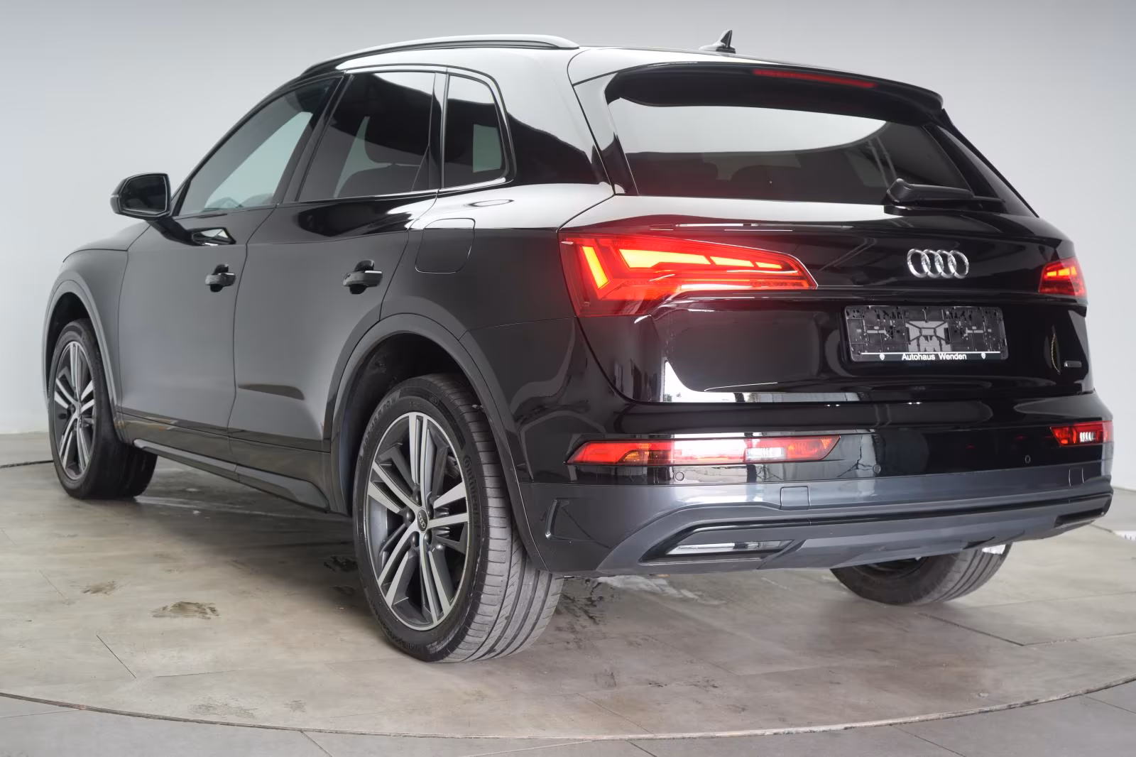 (B-508) Audi(Hybrid) Q5 50 TFSIe quattro S tronic advanced Navi/Temp/ - Image 4