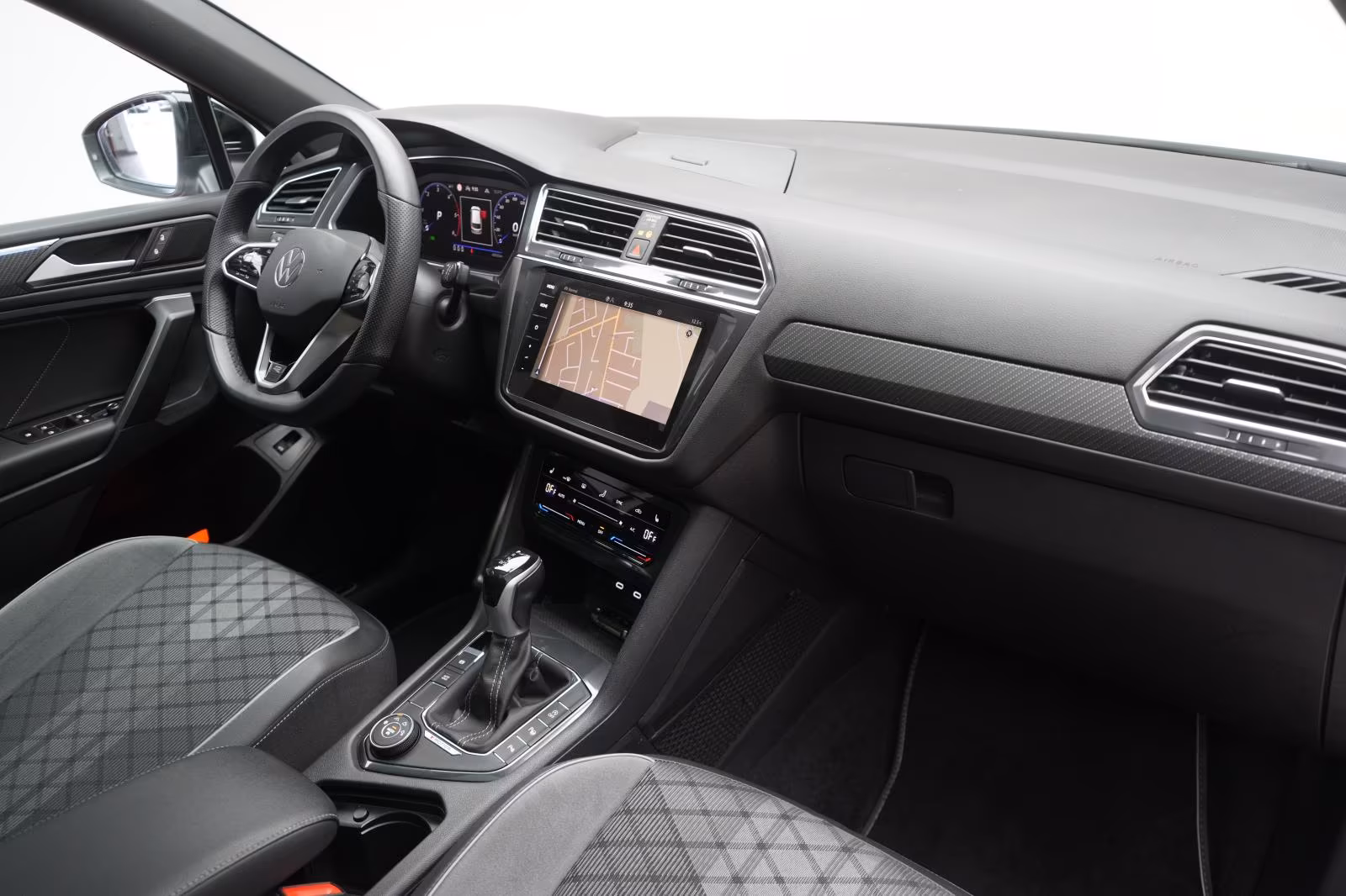 (B-314) Volkswagen Tiguan Allspace 2.0 TDI 4Motion DSG R line Navi/ - Image 8