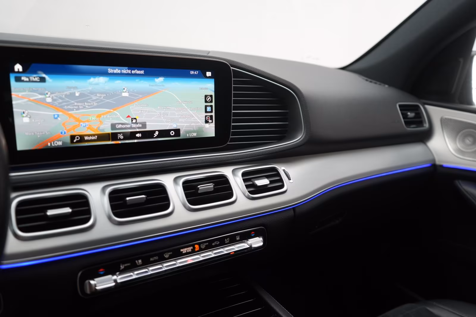 (B-563) Mercedes-Benz(Hybrid) GLE 350 e 4Matic 9G-Tronic AMG Line AHK/Burm - Image 16