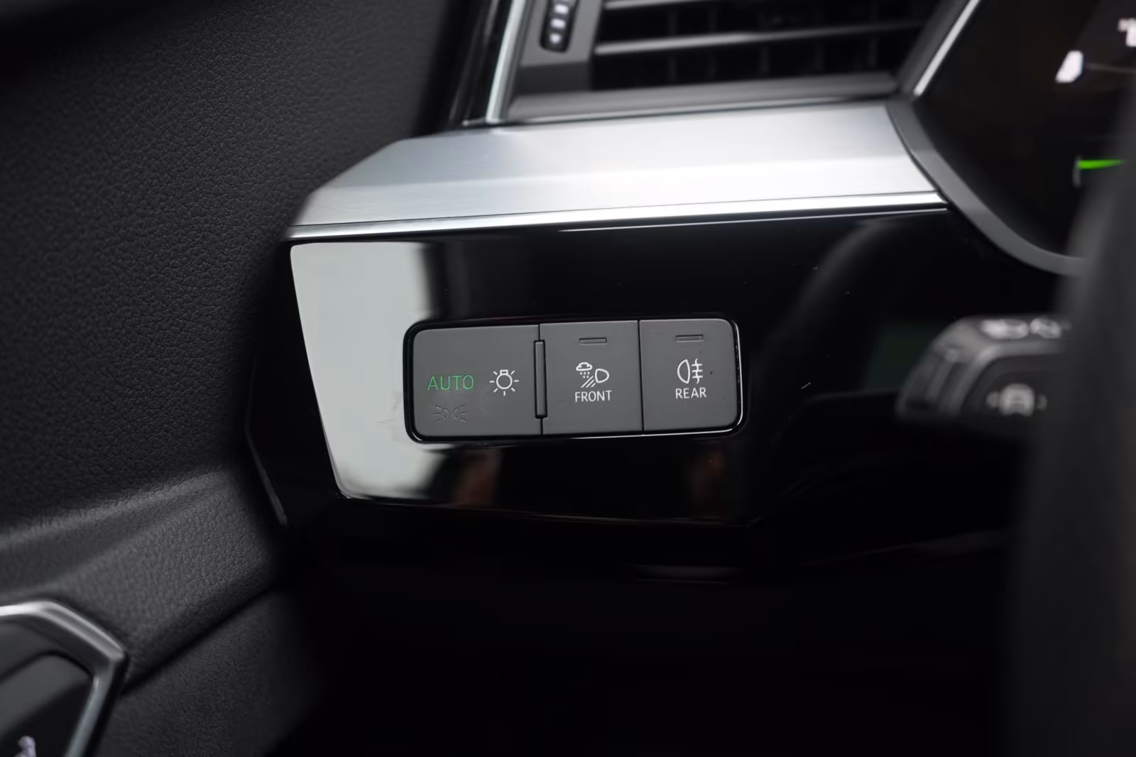 (B-373) Audi e-tron 55 quattro S line ACC/Kamera/Virtual/Pano - Image 17