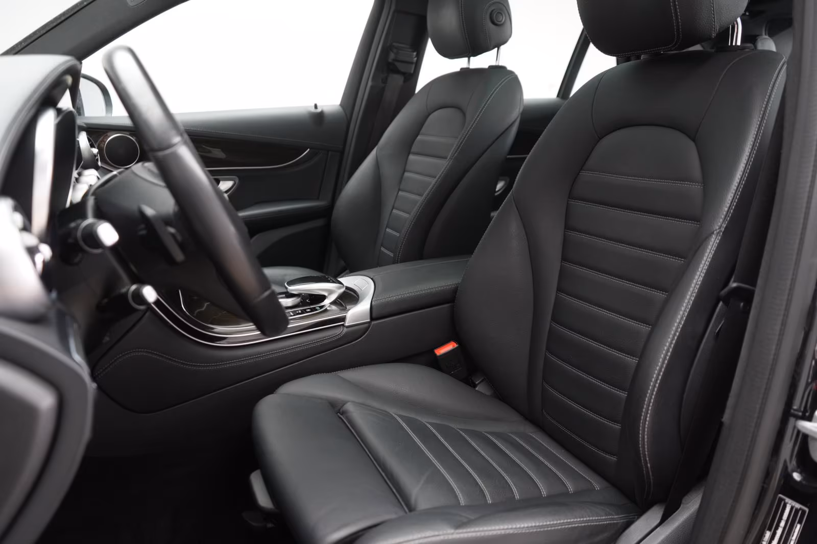 (B-788)Mercedes-Benz GLC 300 4Matic 9G-Tronic Exclusive Leder/Temp/Ka - Image 7