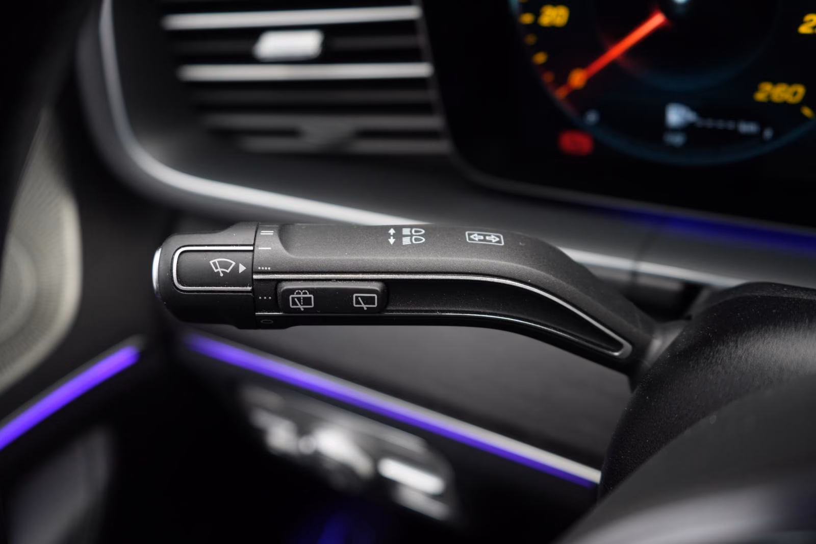(B-539) Mercedes-Benz(Hybrid) GLE 350 de 4Matic 9G-T AMG Softclose/Burmeste - Image 18