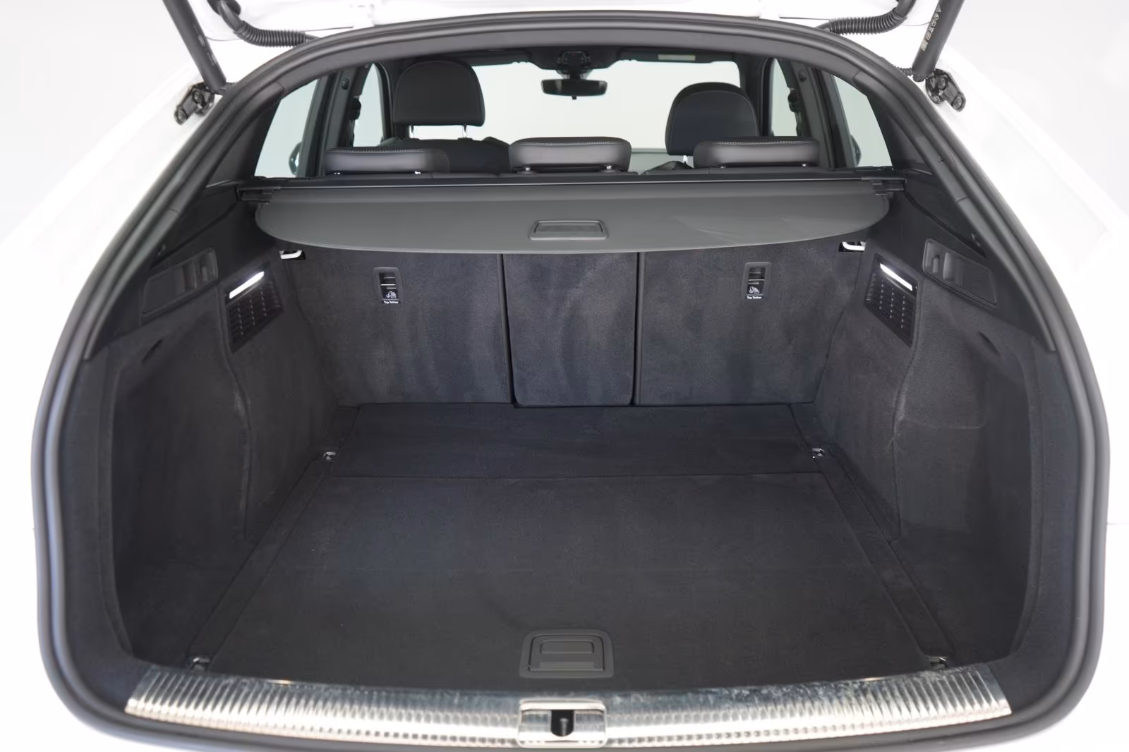 (B-249) Audi Q5 35 TDI Sportback S tronic S line Temp/Shzg/LE - Image 18