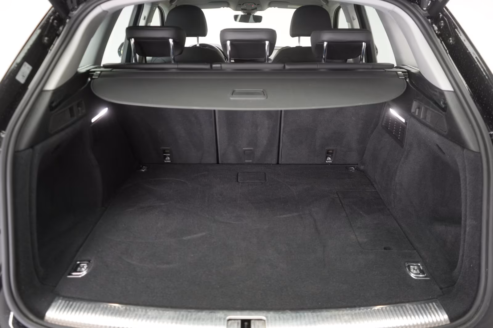 (B-431) Audi Q5(Hybrid) 50 TFSI e Quattro S-tronic Temp/Carplay/Kamer - Image 24