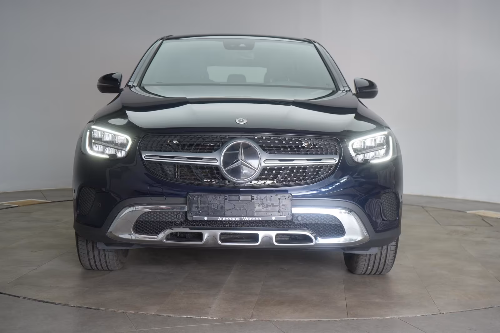 (B-713) Mercedes-Benz(Hybrid) GLC 300 de 4Matic Leder/Temp/Kamera/AHK - Image 2