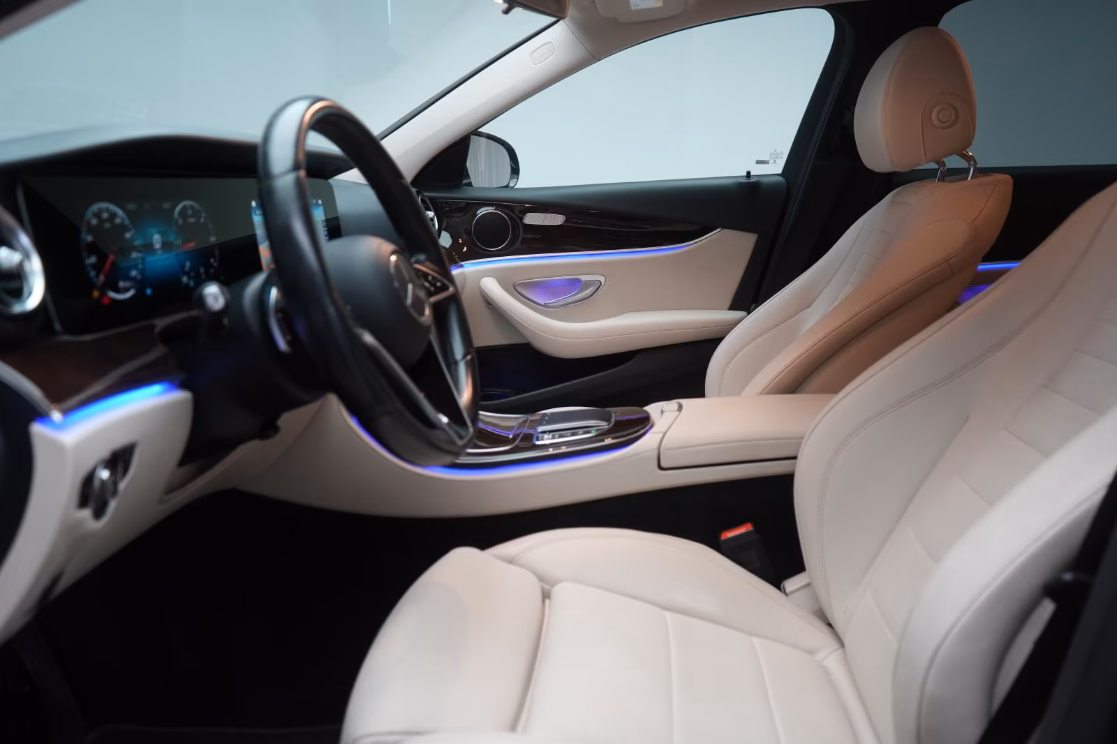 (B-541) Mercedes-Benz E 220 d T 9G-Tronic Navi/Temp/Kamera/AHK/ - Image 6
