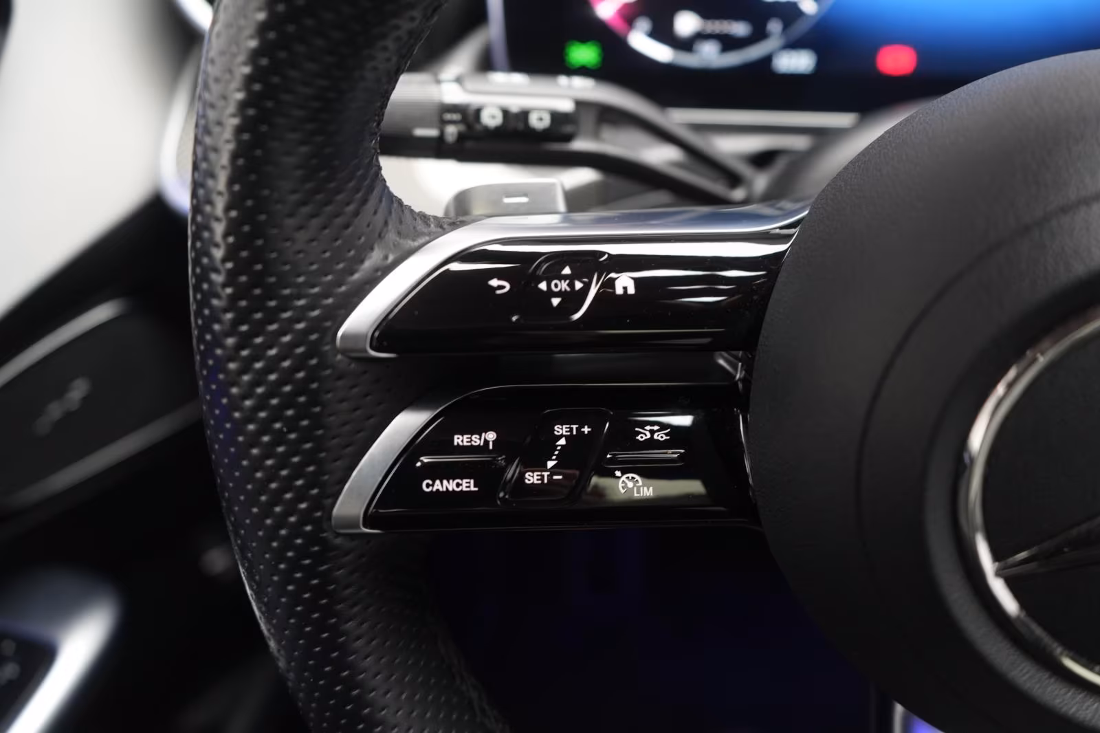 (B-231) Mercedes-Benz C 220 d T 9G-Tronic AMG Leder/Distronic/Kamera - Image 13