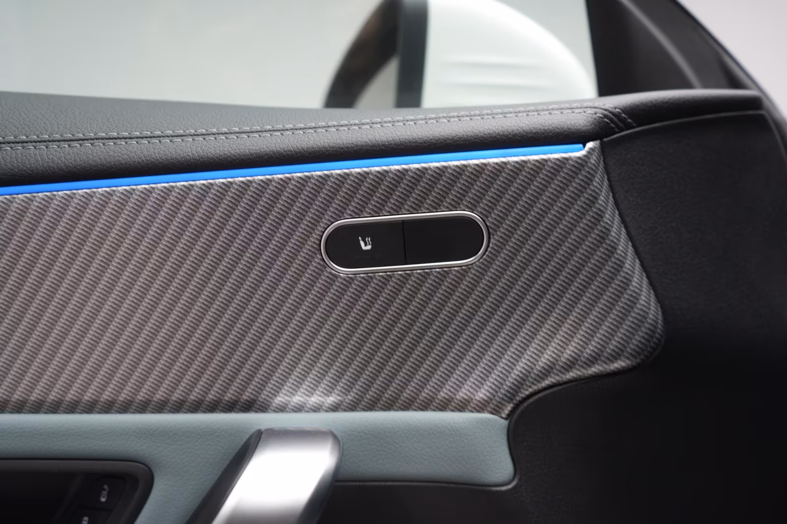 (B-665) Mercedes-Benz CLA 200 7G-DCT Progressive Line Advanced Distr - Image 15