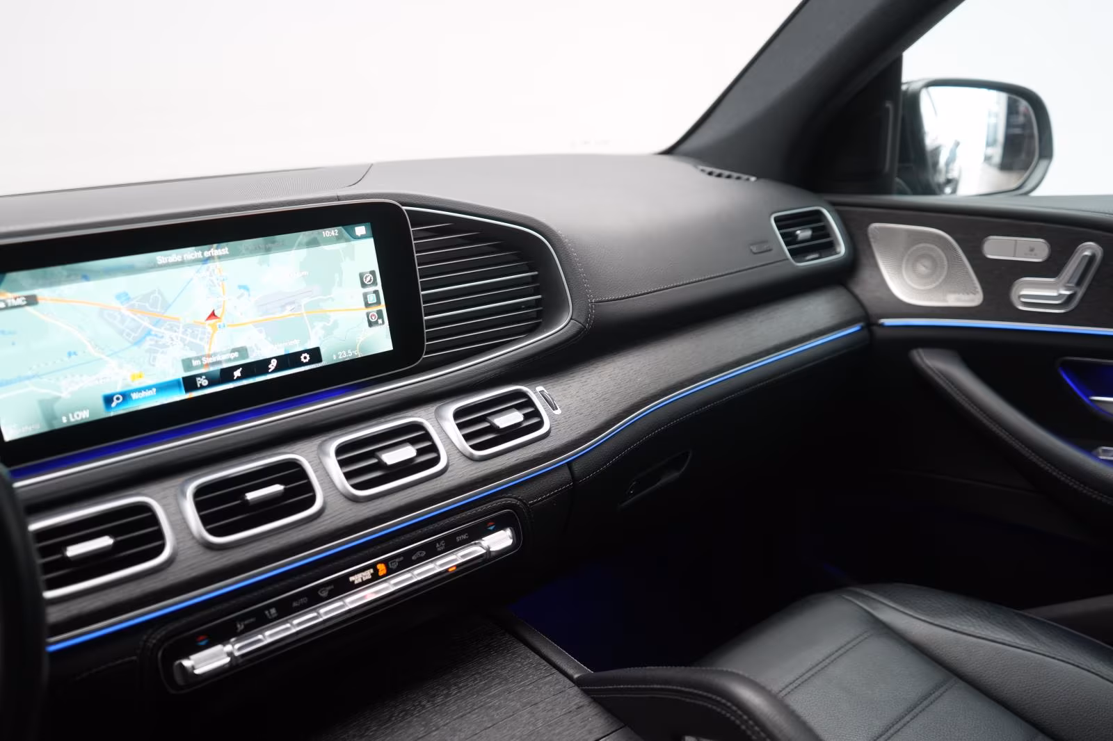(B-329) Mercedes-Benz(Hybrid) GLE 350 de 4Matic AMG Leder/Burmester/Softclo - Image 16