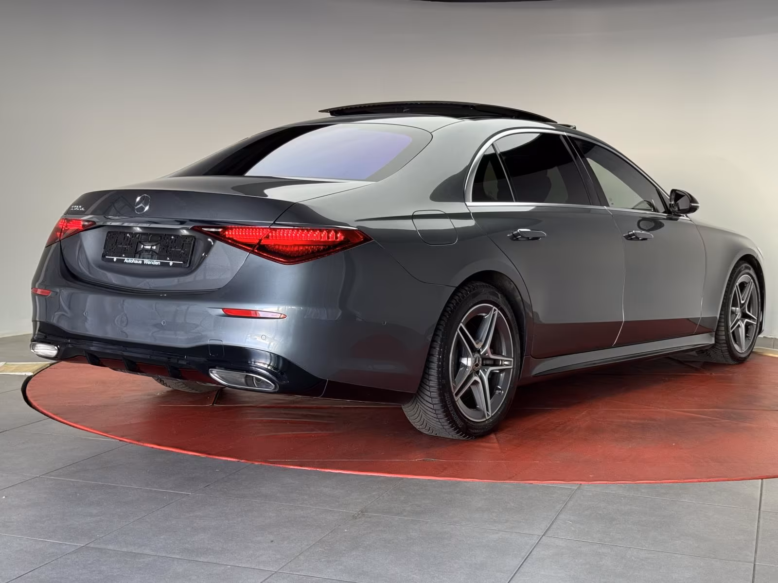 (B-220) Mercedes-Benz(Hybrid) S 580 e L AMG Distronic/Kamera/HUD/Burmester - Image 4