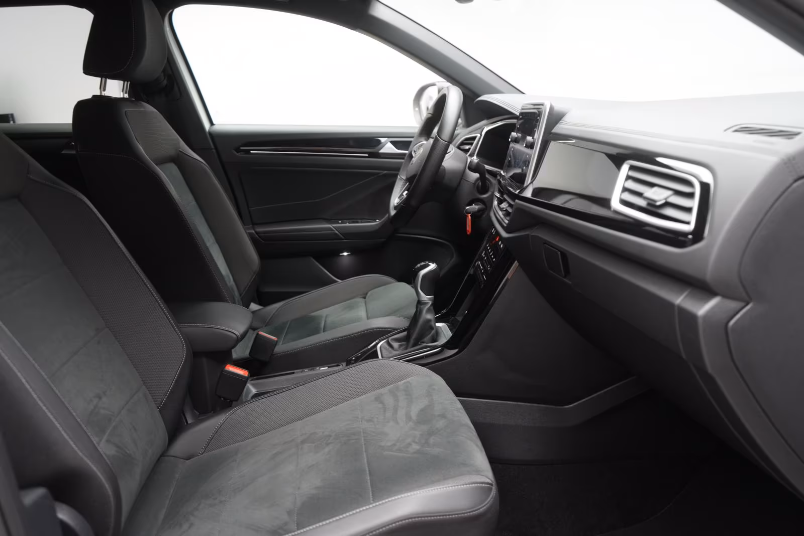 (B-559) Volkswagen T-Roc 1.0 TSI R-Line Appconnect/ACC/Kamera/Virtu - Image 9