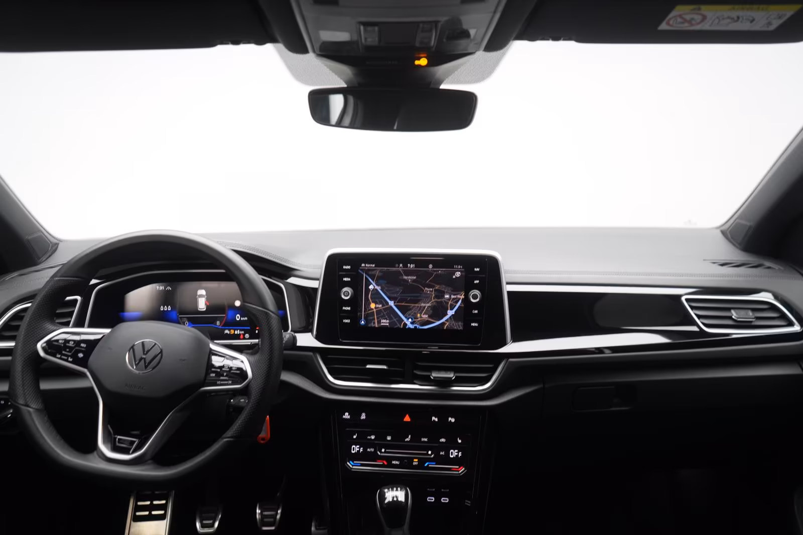 (B-559) Volkswagen T-Roc 1.0 TSI R-Line Appconnect/ACC/Kamera/Virtu - Image 14