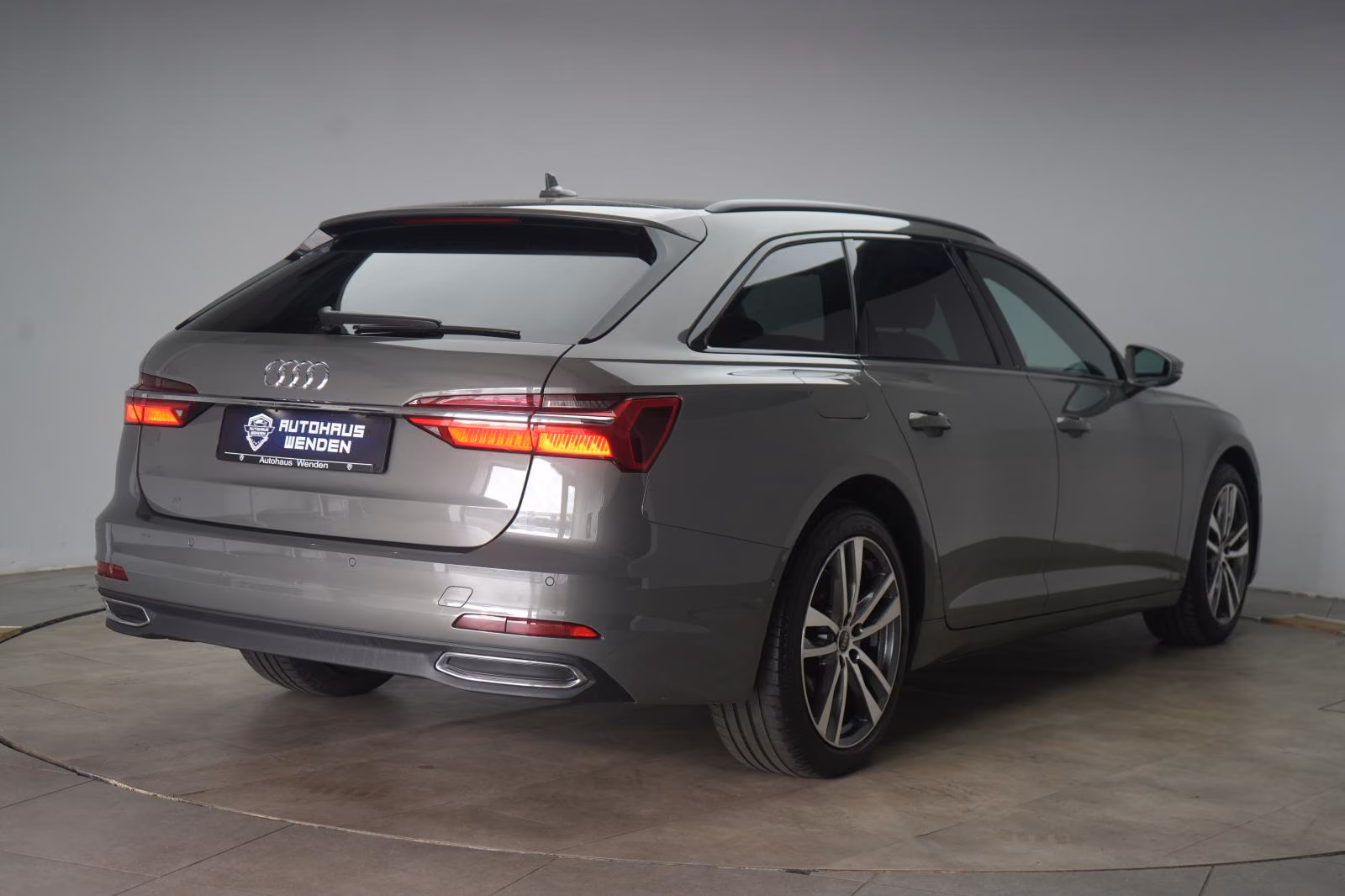 (B-499) Audi A6 Avant 40 TDI S tronic Navi/LED/Lane - Image 5