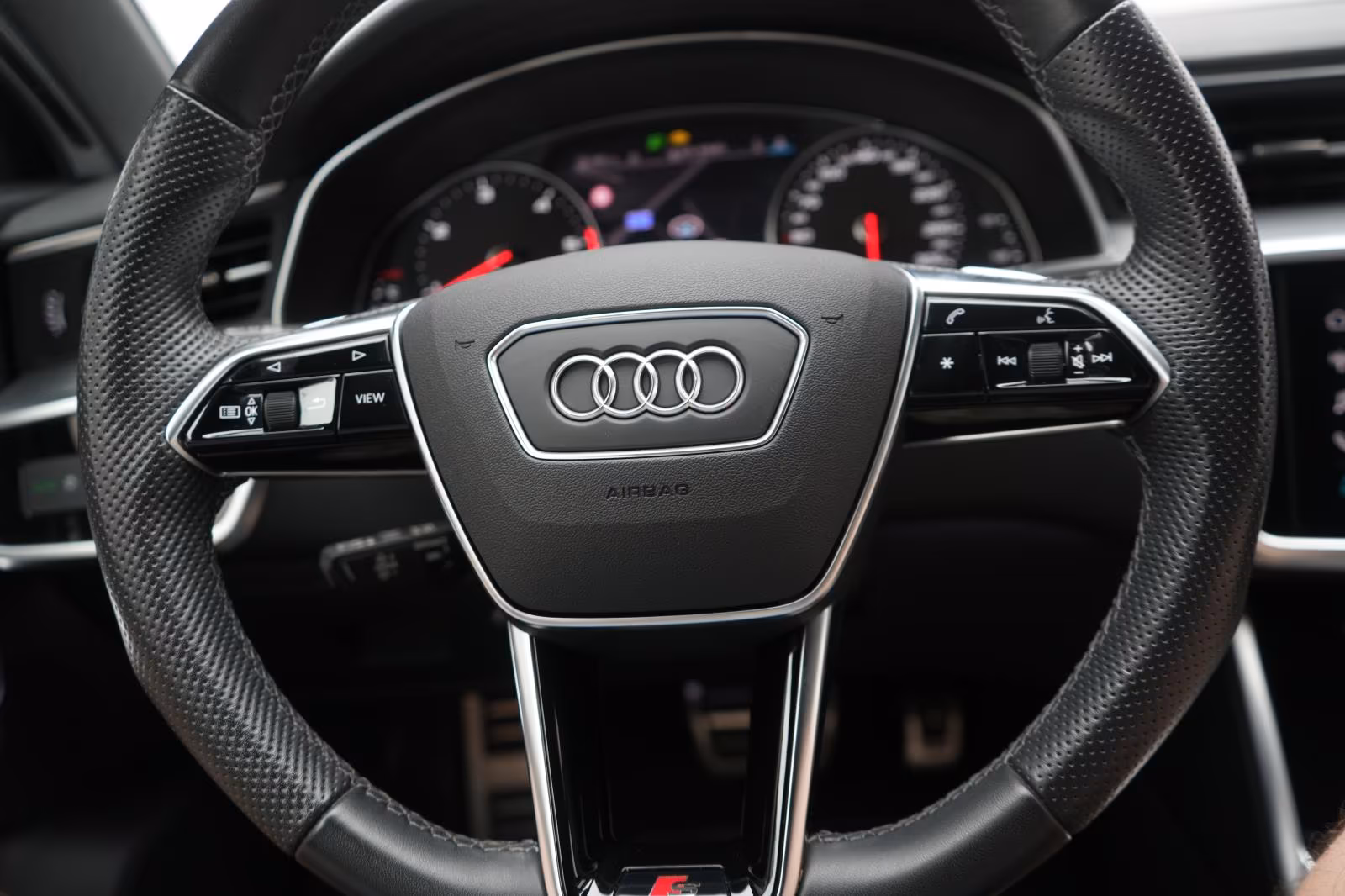 (B-529) Audi A6 Avant 40 TDI S-Line Matrix/DriveSelect/Kamera - Image 12