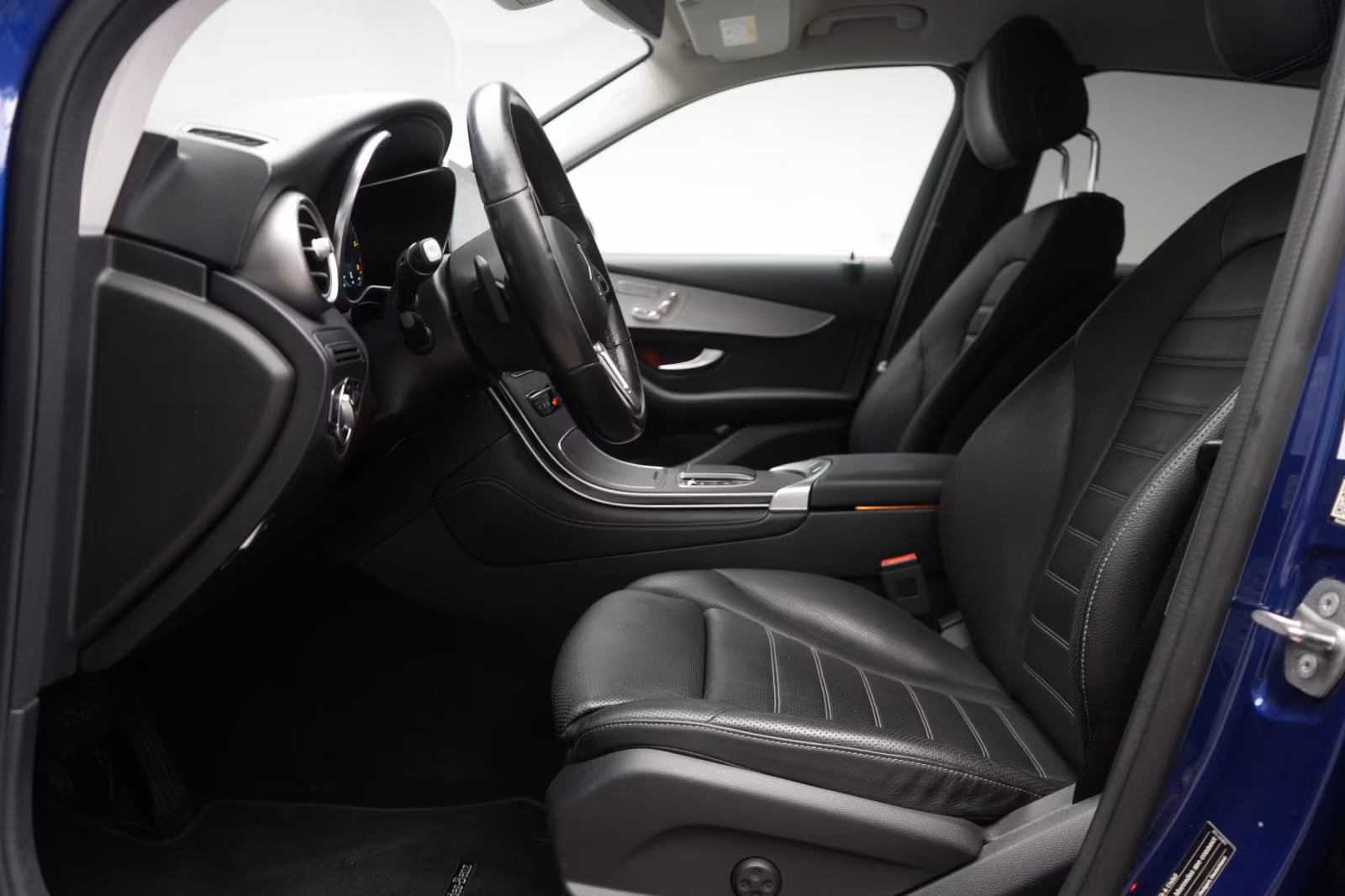 (B-353) Mercedes-Benz GLC 220 d 4Matic 9G-Tronic Leder/Distronic/Kam - Image 6