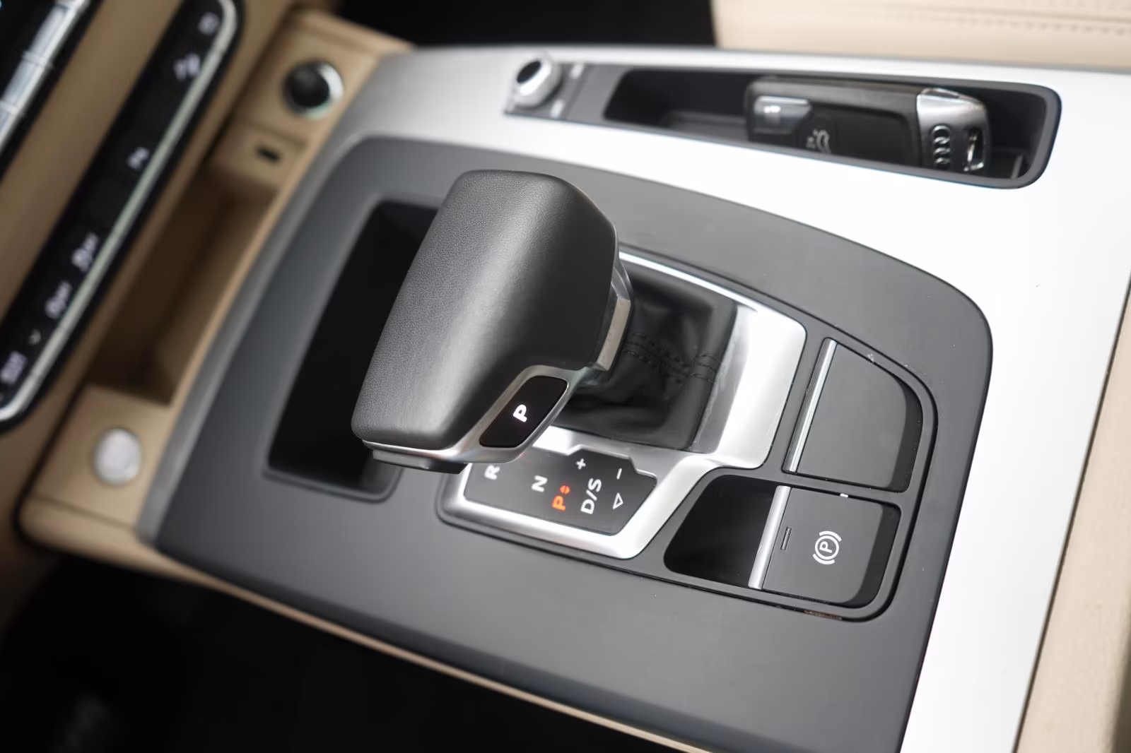 (B-537) Audi Q5 40 TDI quattro S tronic Leder/Temp/Virtual/Pa - Image 14