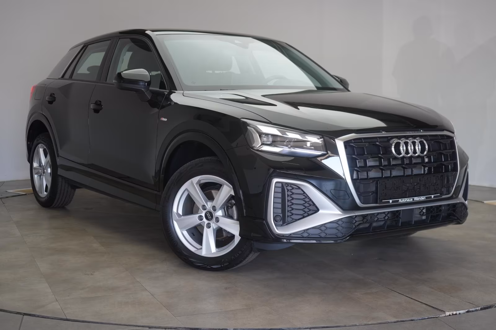 (B-405) Audi Q2 35 TFSI S tronic S line Matrix/ACC/Kamera/Vir - Image 1