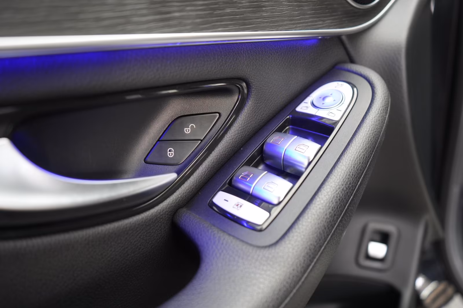 (B-041) Mercedes-Benz GLC 220 d 4Matic 9G-Tronic Leder/Temp/HUD/Ka - Image 13