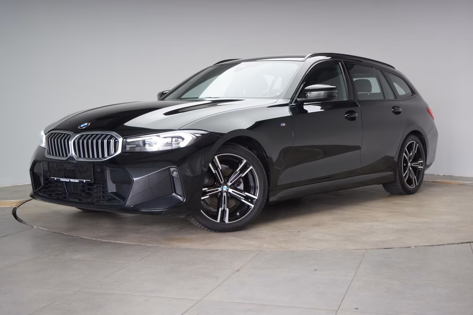 (B-206) BMW 320 i Touring M Sport ACC/Kamera/Wide/LED - Image 3