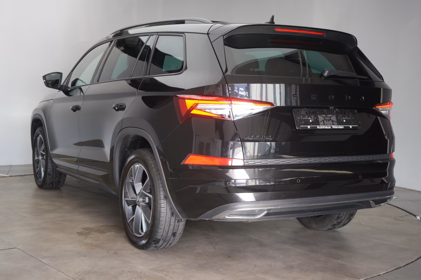 (B-225) Skoda Kodiaq 2.0 TDI 4x4 DSG Sportline ACC/Kamera/Virt - Image 4