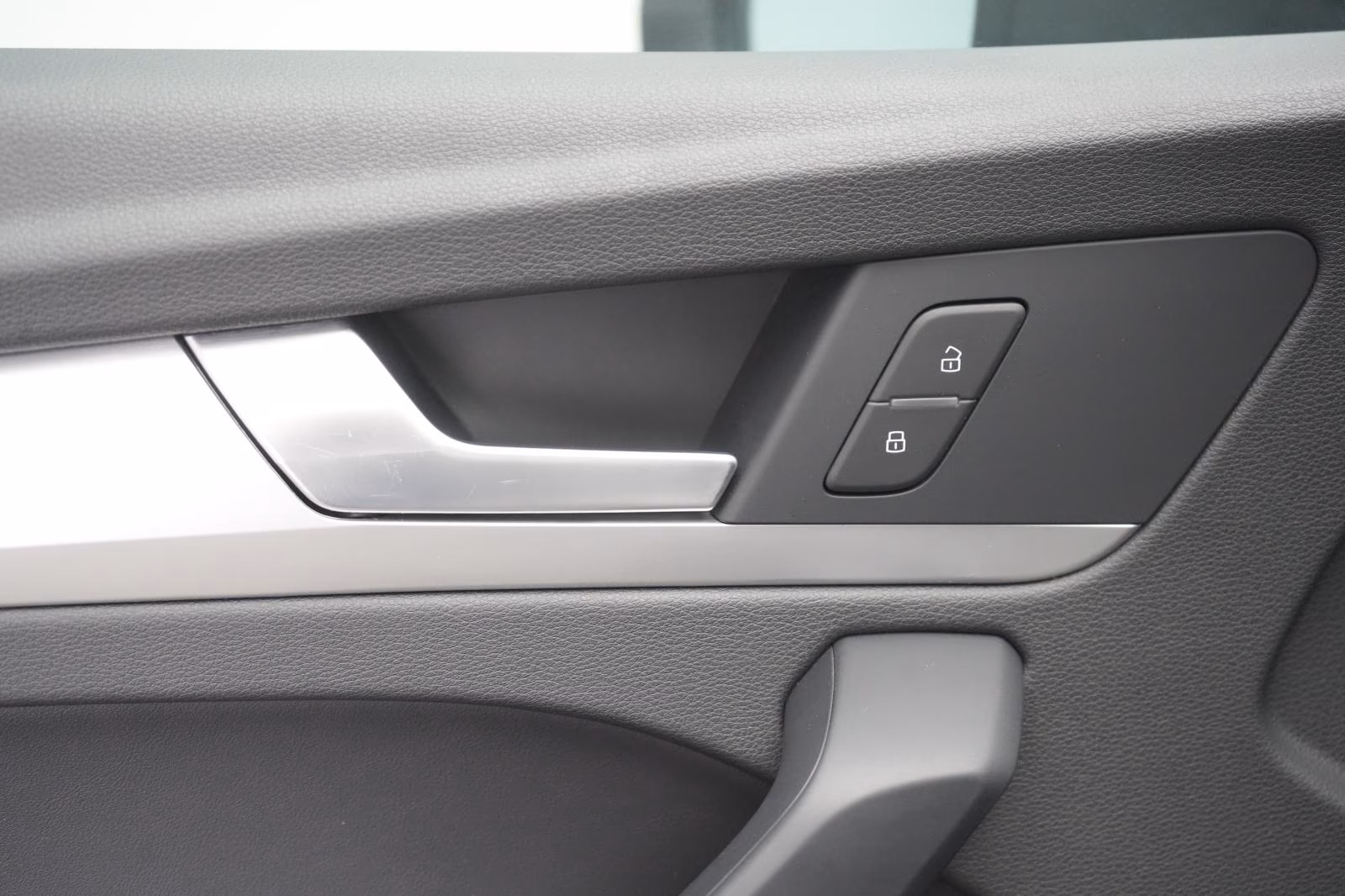 (B-275) Audi Q5 40 TDI quattro S tronic Leder/Temp/Kamera/Pan - Image 14