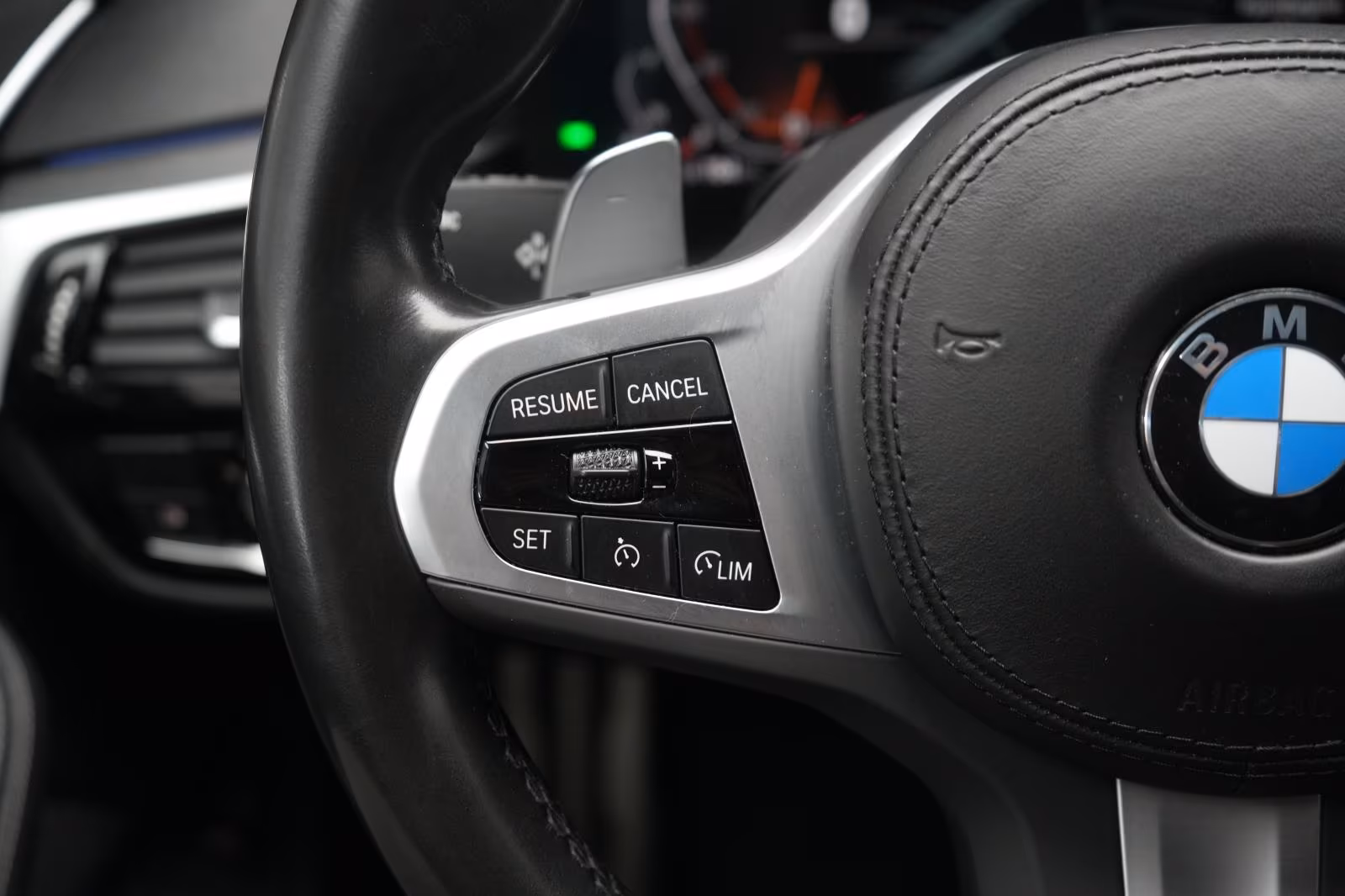(B-450) BMW 530 d Touring M Sport Leder/Temp/Kamera/H&K/Virt - Image 16
