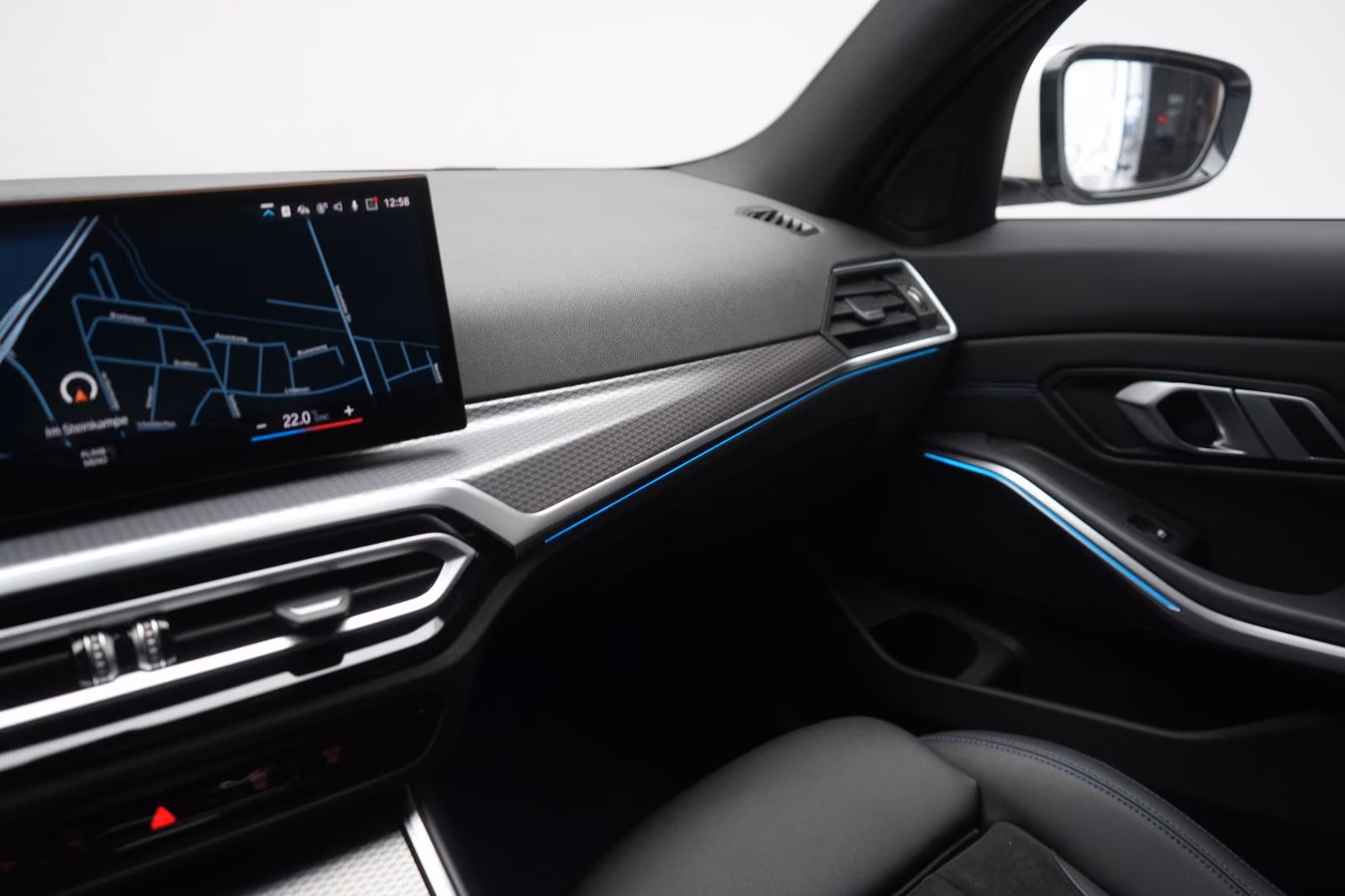(B-769) BMW 320 i M-Sport HUD/Kamera/Lane/Side/ - Image 19