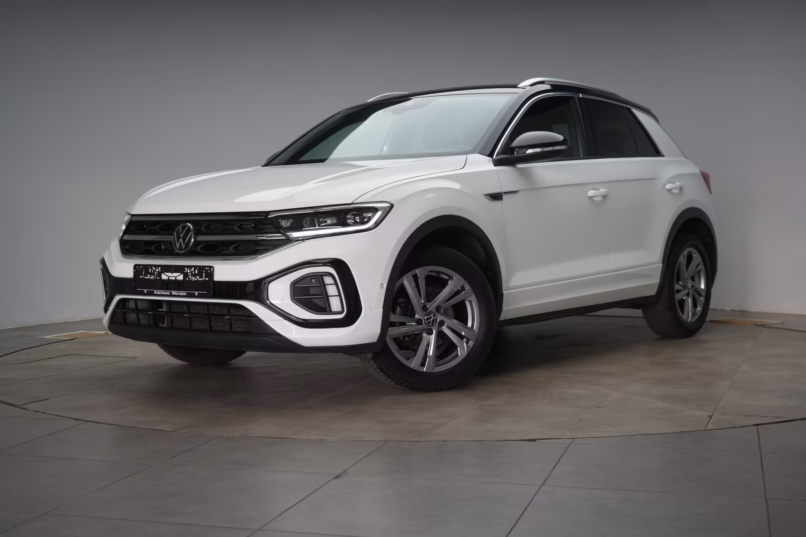 (B-559) Volkswagen T-Roc 1.0 TSI R-Line Appconnect/ACC/Kamera/Virtu - Image 3