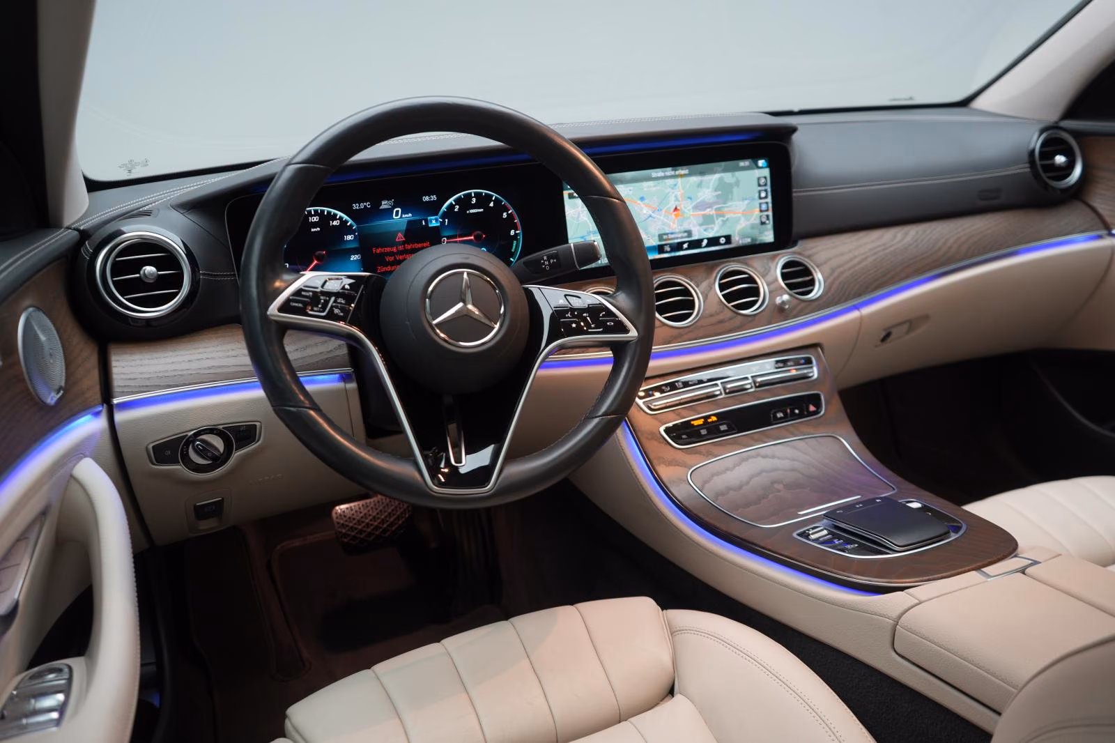 (B-094) Mercedes-Benz(Hybrid) E 300 de 9G-Tronic Exclusive Leder/Distronic/Bur - Image 6