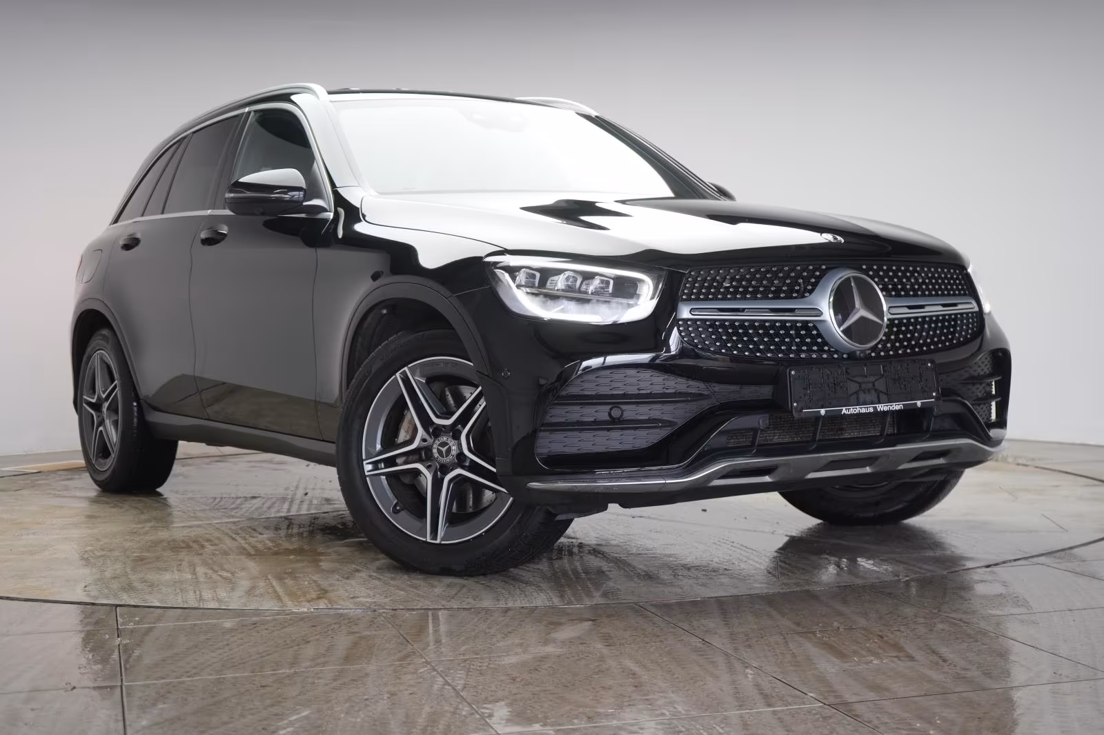 (B-248) Mercedes-Benz GLC 220 d 4Matic 9G-Tronic AMG Distronic/Kam - Image 1