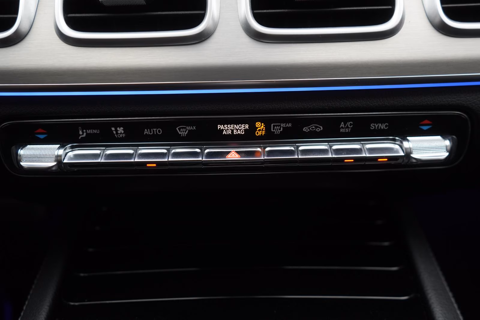 (B-410) Mercedes-Benz GLE 350 d 4Matic 9G-T AMG Line - Image 18