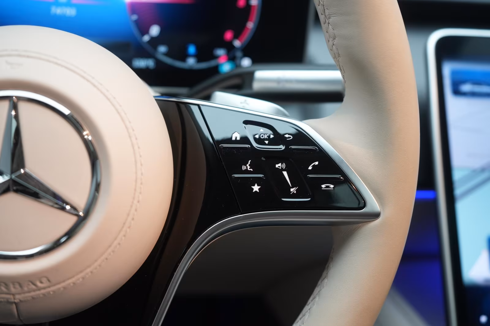 (B-200) Mercedes-Benz S 400 d 4Matic 9G-Tronic Leder/Distronic/HUD/ - Image 16