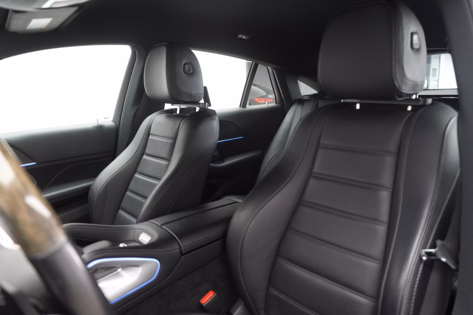 (B-329) Mercedes-Benz(Hybrid) GLE 350 de 4Matic AMG Leder/Burmester/Softclo - Image 7